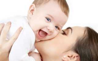 Чем лечить сильный понос у грудничка: причины недуга и рекомендуемые средства