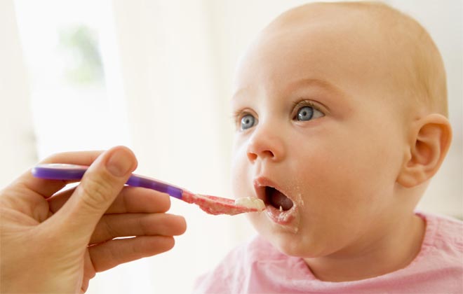 Ребёнок кушает Диета при диарее