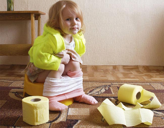 Ребенок на горшке жидкий стул у ребенка